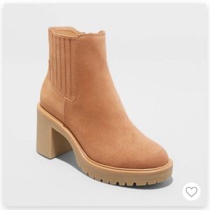 Universal Thread Katrina Platform Boots